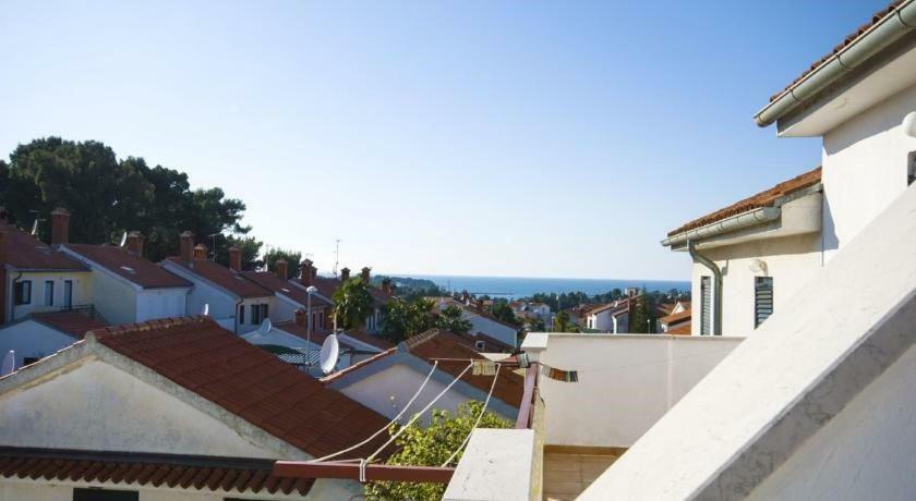 Apartments Radmila Porec Exterior photo